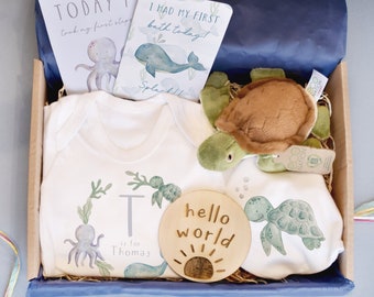 Coffret cadeau bébé personnalisé sous la mer, coffret cadeau nouveau-né, tenue bébé, cadeau bébé animaux sous-marins