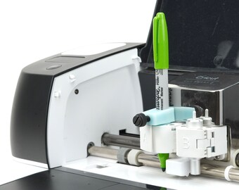 UNIVERSAL PEN ADAPTER >> Cricut Maker & Explore >> Use any pens with your die-cutting machines!