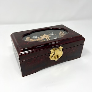 Chinese Ruanmu Hua Jewelry Box.  Trinket Box with Asian Scene and White Cranes.