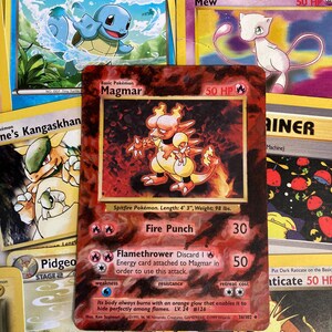 B A S E - M A G M A R - jeu de base Magmar 36/102 carte Pokémon authentique Original peint de qualité personnalisé étendu Art
