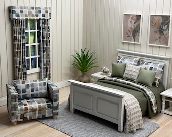 Miniature 1:12 scale dolls house cotton bedding set for a double bed  - Geometric Squares