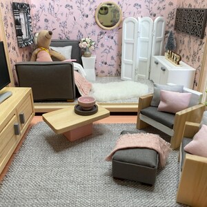 Valigetta portatile in legno per casa delle bambole in miniatura con mobili in legno per casa delle bambole e bambola topo