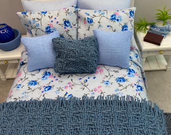 Miniature doll house 12th scale 9 piece baby blue floral cotton bed linen set for a double sized bed