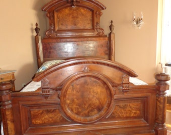 Antique Victorian Renaissance Revival 1850-1880 Bed and Dresser Set Walnut