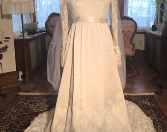 Vintage Wedding Gown 1970's  XS Long Sleeve