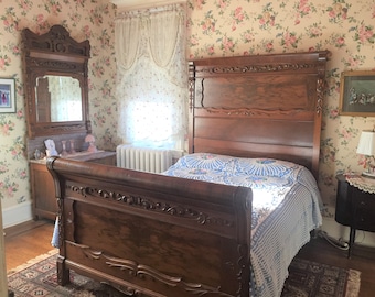 Antique Victorian Bedroom Set