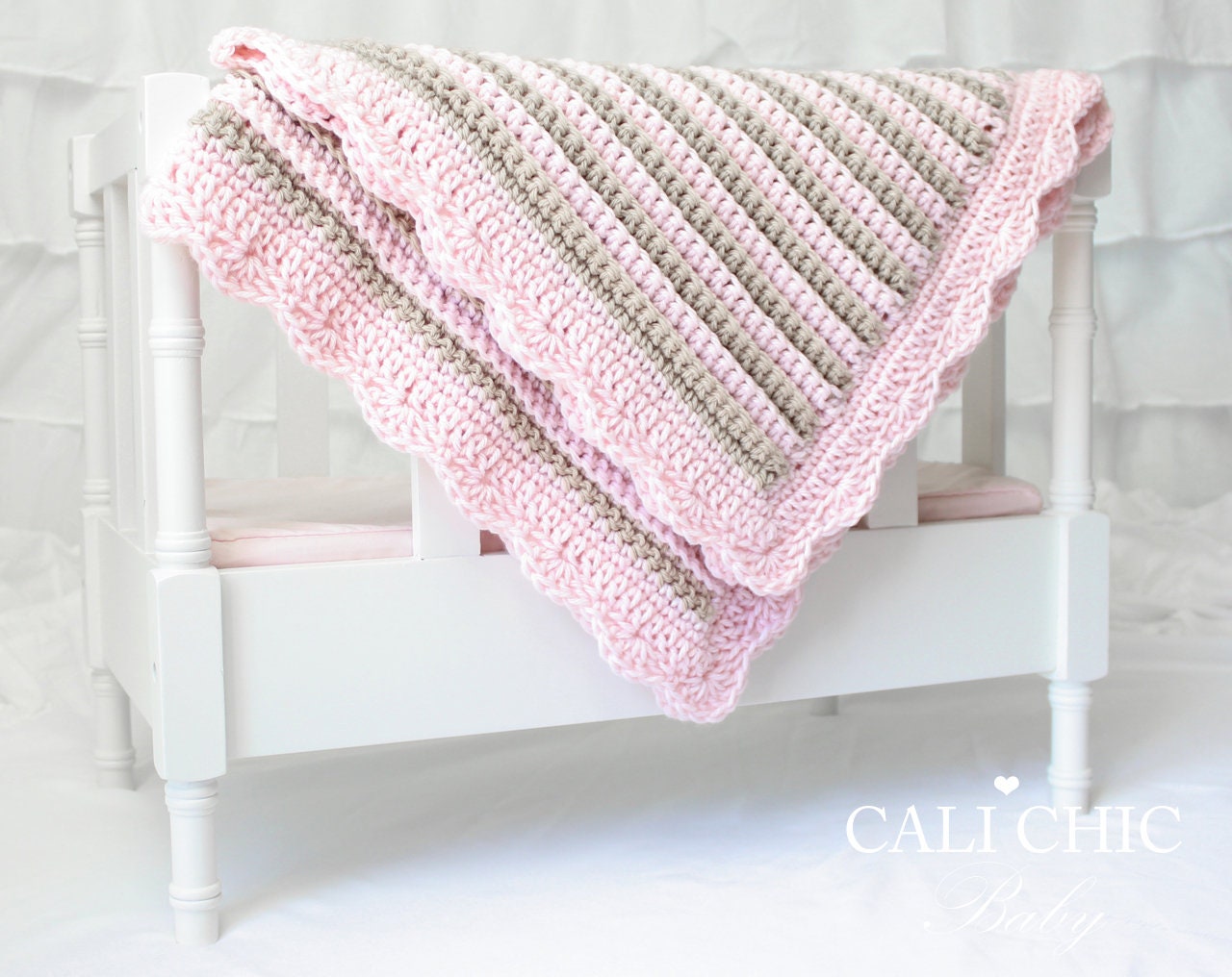 Knitted Blanket S00 - New - For Baby