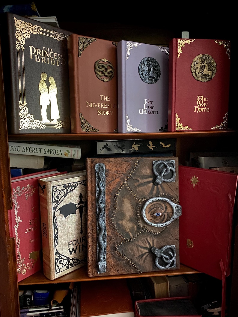 The Last Unicorn Book: Leather Bound, Antique, Lilac Wood Version, (by Peter S. Beagle) image 7