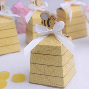 50 pcs Intéressant Nid D'abeille Nid D'abeille Forme Boîte En Papier Boîtes De Cadeaux De Mariage Boîte Cadeau Baby Shower Bonbons Boîtes Événement Spécial