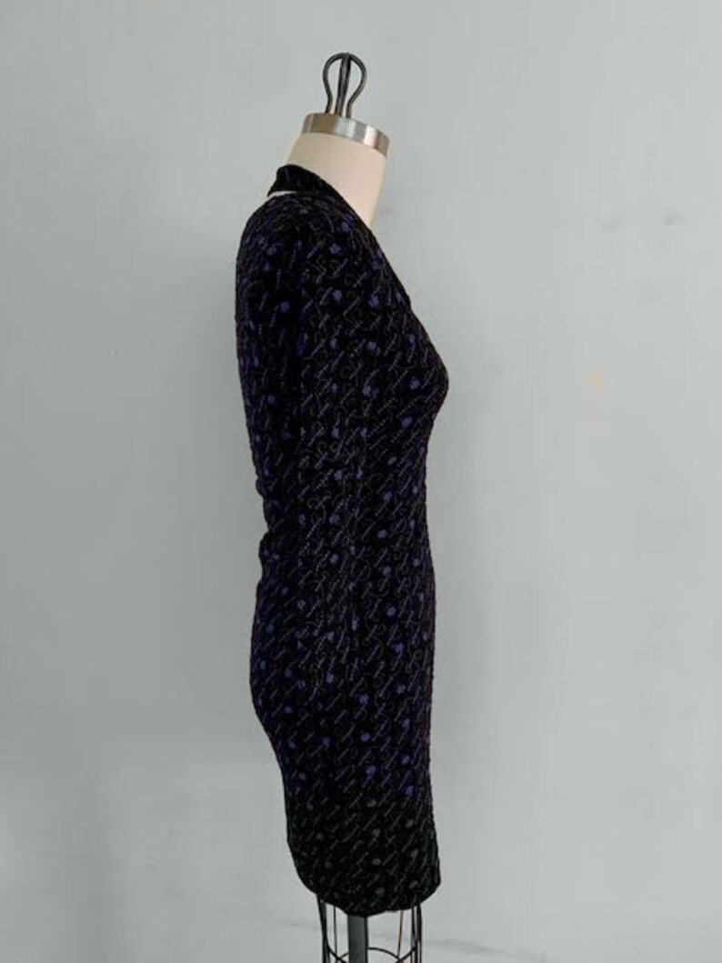 Vintage 90s Squeeze Black Floral Sweetheart Neckline Long Sleeve Bodycon Mini Dress Size Medium image 3