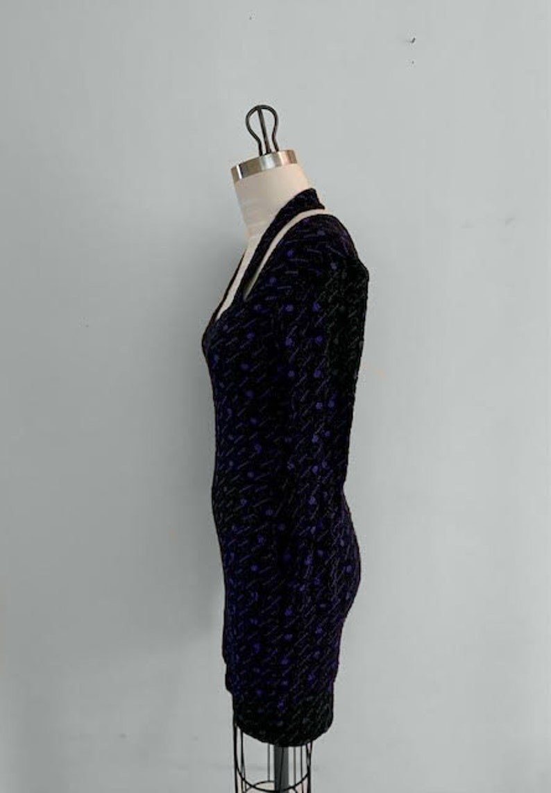 Vintage 90s Squeeze Black Floral Sweetheart Neckline Long Sleeve Bodycon Mini Dress Size Medium image 4