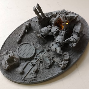 Wargames 28mm scale destroyed dreadnought scenic base, 170mm base. Led lit.