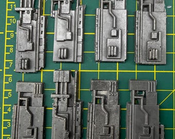 Resin Sci-Fi Greeblies. Maschinen-Panels x8