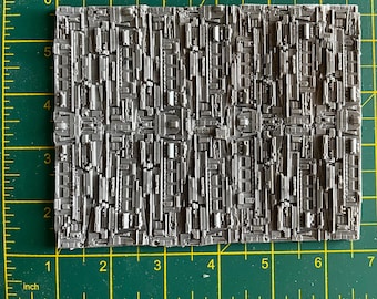 Sci-Fi-Greeblies aus Resin. Blech mit Schiffsoberflächenkomponenten (kleinerer Maßstab).