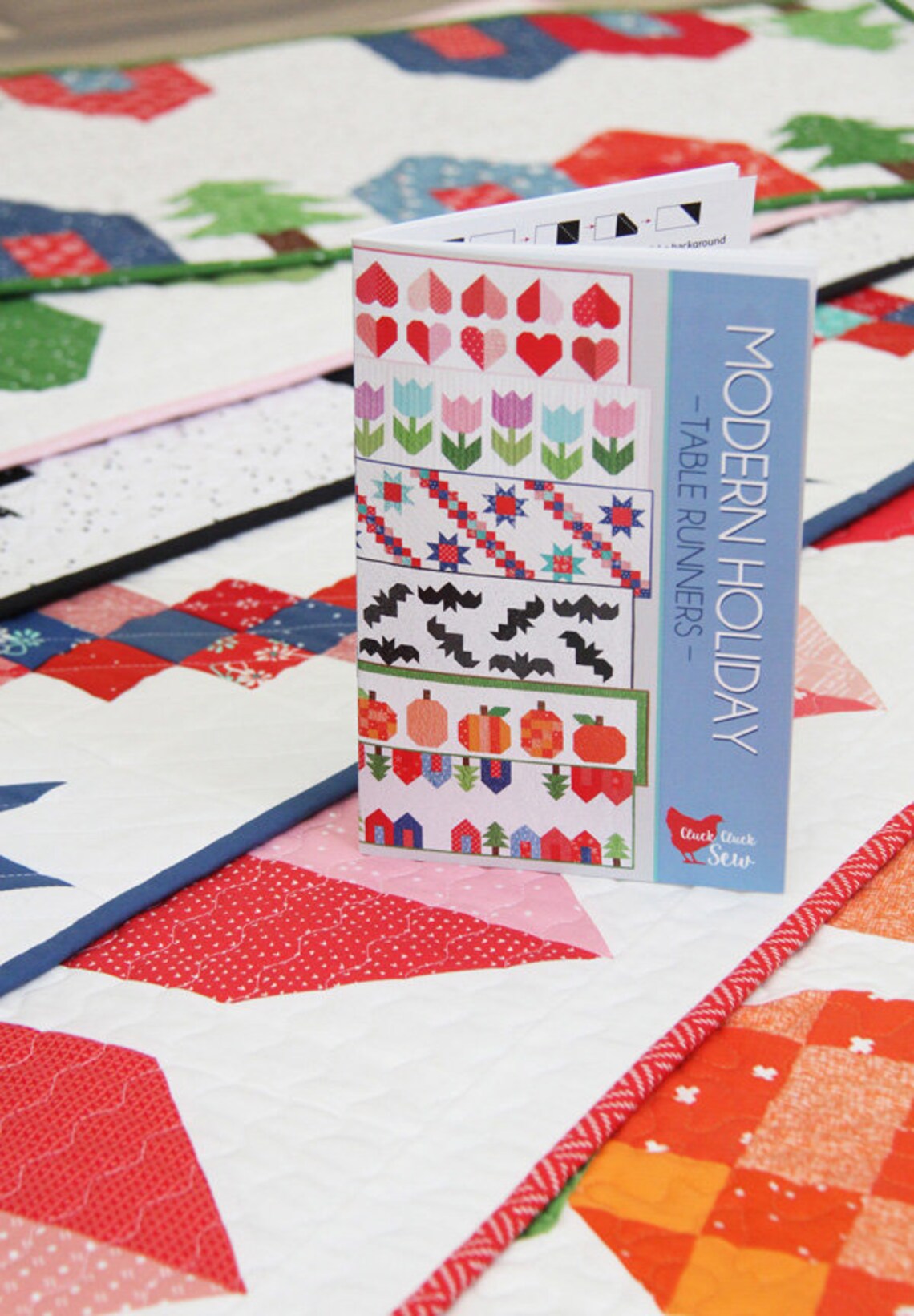 Modern HOLIDAY TABLE RUNNERS Quilt Pattern 186 by Cluck Cluck Etsy
