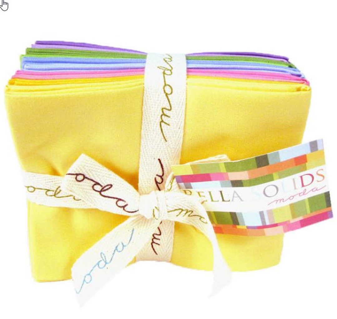BELLA SOLIDS 10 Piece Fat Quarter Bundle in 30's Yellow - 10 Diff ...