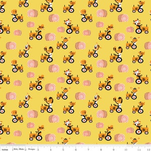 HARMONY FARM - Happy Harvester in Yellow - Cotton Quilt Tractor Fabric - Shawn Wallace - Riley Blake Designs Fabrics - C6692-YELLOW (W5178)