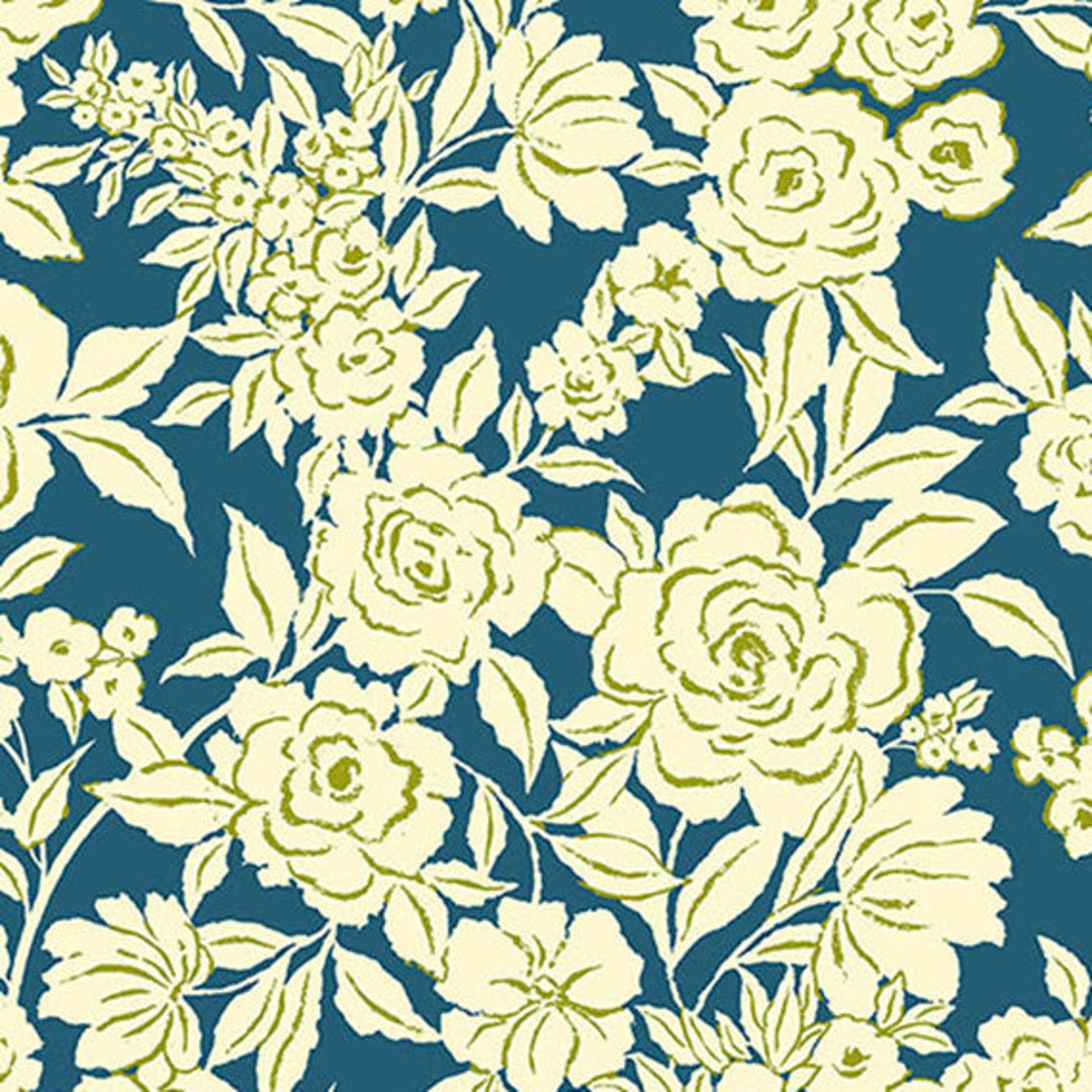 ZOLA - Etched Floral in Navy - Blue Flowers Flower Cotton Quilt