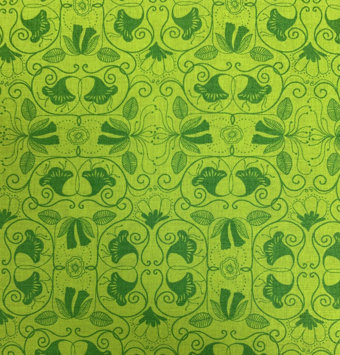 Islandia in Green Floral Swirl Cotton Quilt Fabric Molokai by Jessica