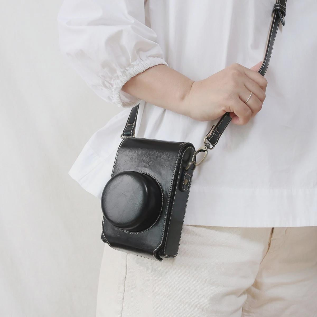 PU Leather Compact Camera Pouch - Vintage Style