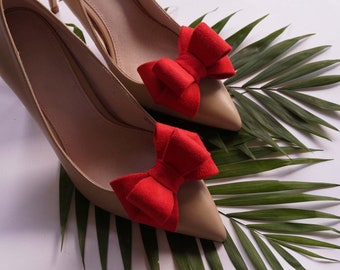 Faux Suede Fabric Red Bow Shoe Clips for Women, Red Wedding Shoes Clips, Red Shoe Clips, Saint Valentine, Red Suede Shoe Clips for Pumps