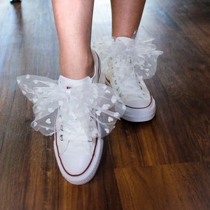 Ślubne klipsy do butów / Crazy Bride image 3