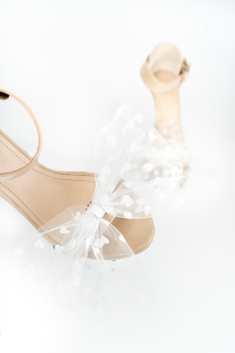 Heart Tulle Bow Shoe Clips for Bride, White Bridal Shoe Clips with Tulle, Bow Shoe Clips for Bridal Sneakers Accesory, Bridal Shoe Clips image 8