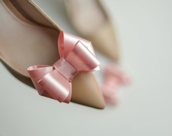 Blush Pink Bow Shoe Clips for Women, Blush Wedding Bridal Shoe Clips, Custom Wedding Shoes, Shoe Clips Wedding, Blush Pink Shoe Bows