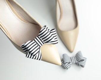 2 Stück Schwarz und weiße Schuhclips für Frauen, Schleifen Schuhclips mit Sailor Streifen, Baumwolle Stoff Schuhclips Hochzeit, Schuhschleifen, Brautschuh