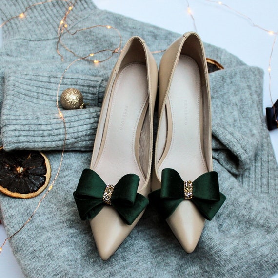 Emerald Green Velvet Bow Shoe Clips for Women, Christmas Velvet Bow for  Womens Pumps, Gold Beaded Shoes Decoration, Dark Green Velvet Bows 