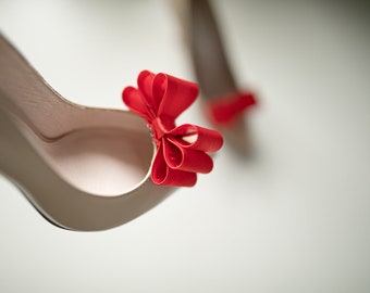 Fermagli per scarpe con fiocco in raso rosso, fermagli per scarpe con tacco alto rosso per donna, fermagli per scarpe in tessuto satinato per matrimonio, fiocchi per scarpe rossi per sandali da sposa, per la mamma