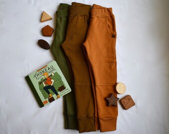Joggers in Organic Cotton | Knit Pants for Children, Toddlers, Babies | fin+wild | Pink, Green, Navy, Yellow, Brown, Teal