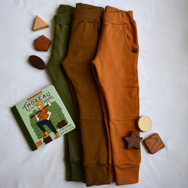 Joggers in Organic Cotton | Knit Pants for Children, Toddlers, Babies | fin+wild | Pink, Green, Navy, Yellow, Brown, Teal