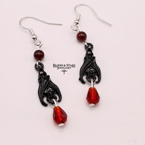 Gothic Hanging Vampire Bat Teardrop Red Black Silver Earrings