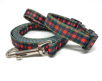 Christmas Dog Leash & Collar Set - 5/8" wide - Plaid dog collar - Personalized Dog Collar - Engraved Dog Buckle Option