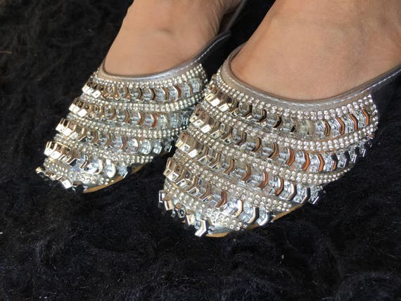 khussa wedding shoes