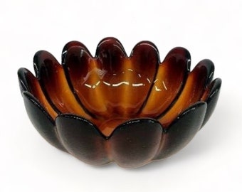 Vintage Mid Century Lotus Petal Bowl, Indiana Glass, Decorative Mid Mod Fruit Bowl, Modern Serving Dish