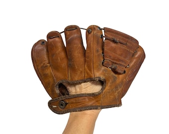 Vintage 1950s Wilson Leather Baseball Glove Fielders Mitt Harvey