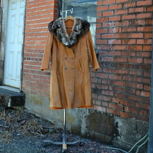Vintage Leather and Fur Coat - 70s Full Length Fully Lined Jacket,  Hollywood Glam Fur Collar Coat, Leather Trench Coat, 1970s Clothing