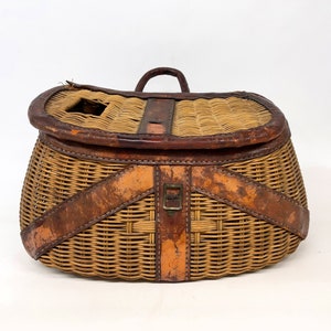 Panier De Pêche Vintage En Osier – Décoratif Et Utilisable