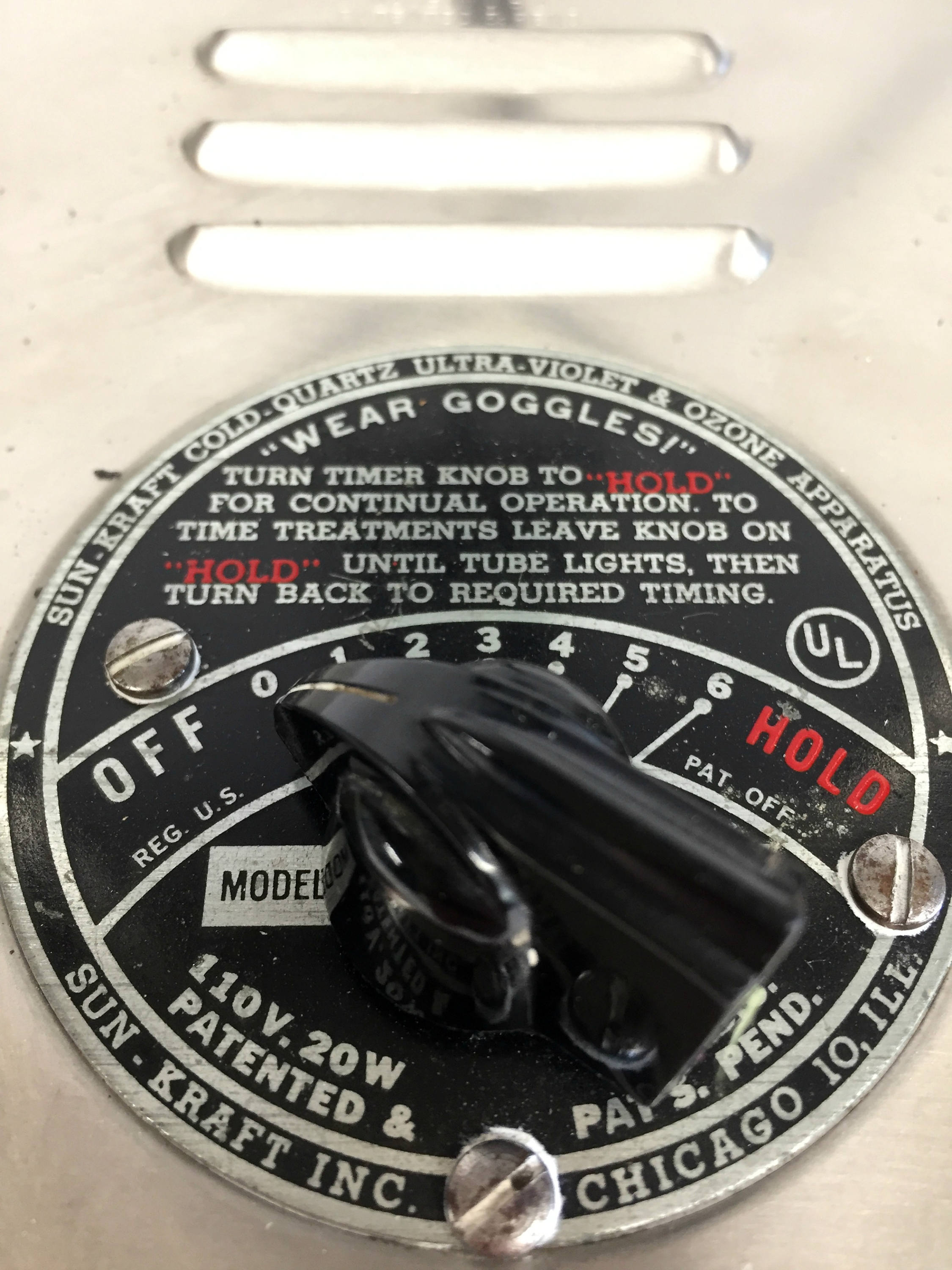 Sun Kraft のビンテージ医療用ランプスチームパンクアンティーク Vintage Medical Lamp by Sun Kraft - Repurposed Medical