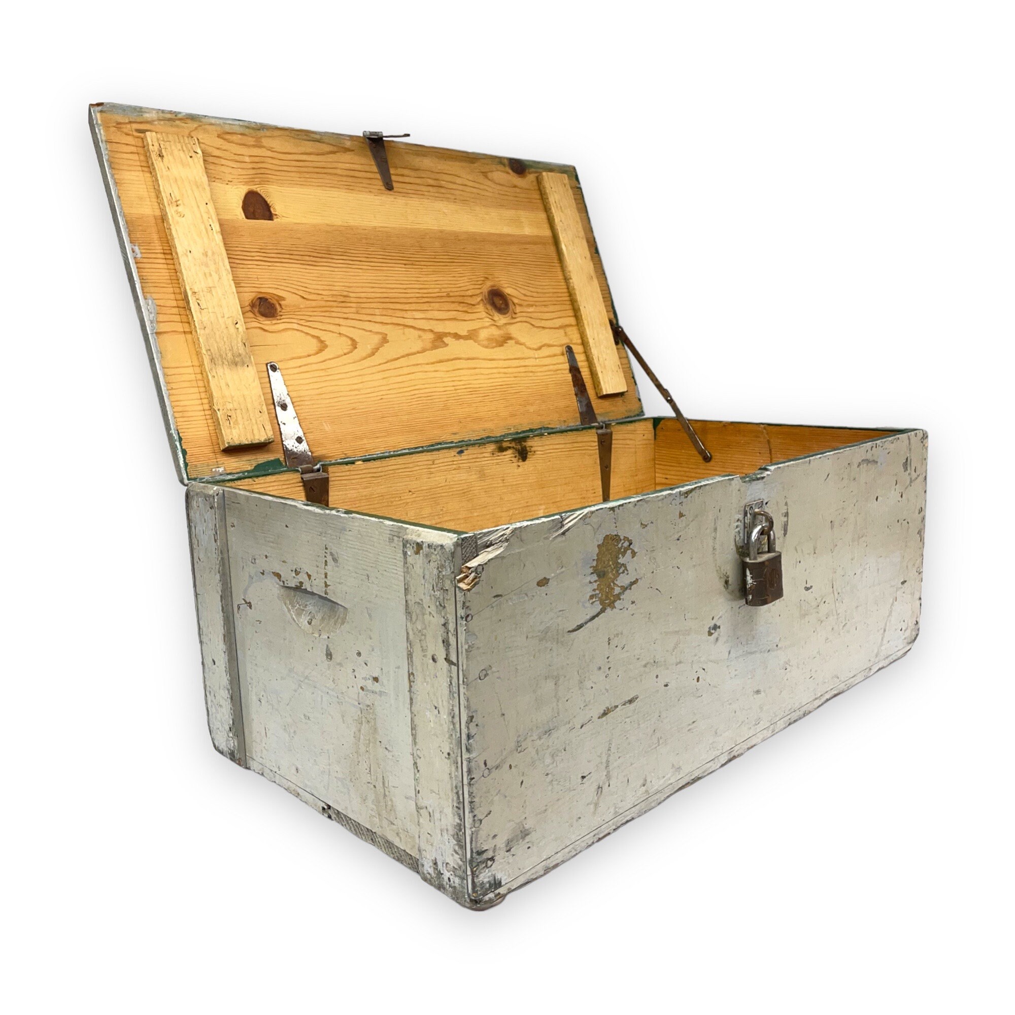 Excellent Condition Midcentury Green Military Foot Locker