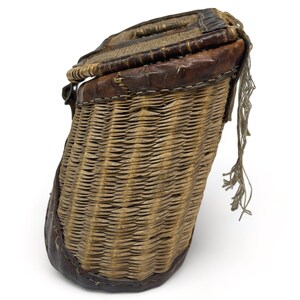 Antique Fishing Creel Wicker Basket: With a Leather Strap, Circa 1930s - UK