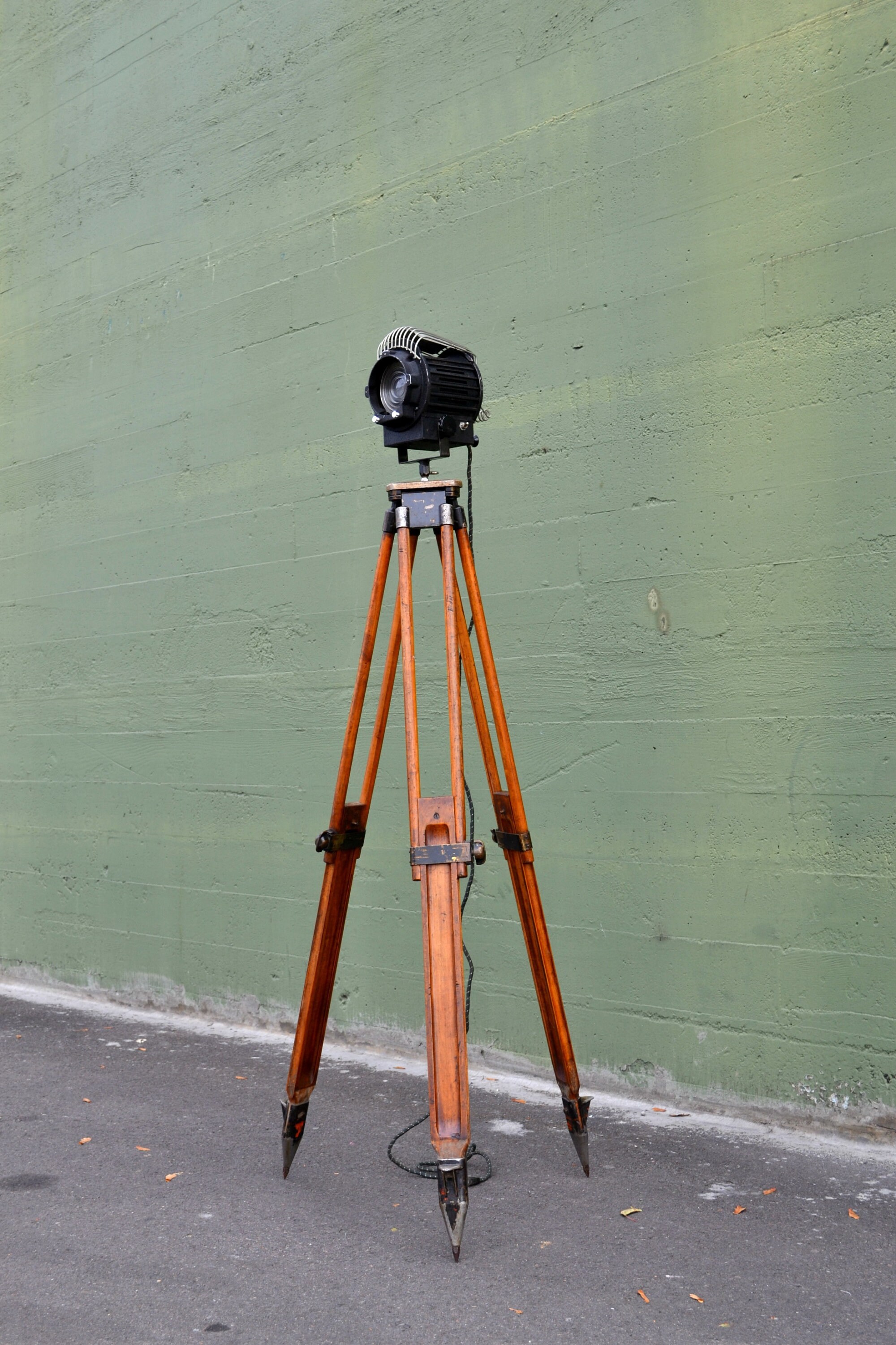 Transit Tripod for sale Only 3 left at 70