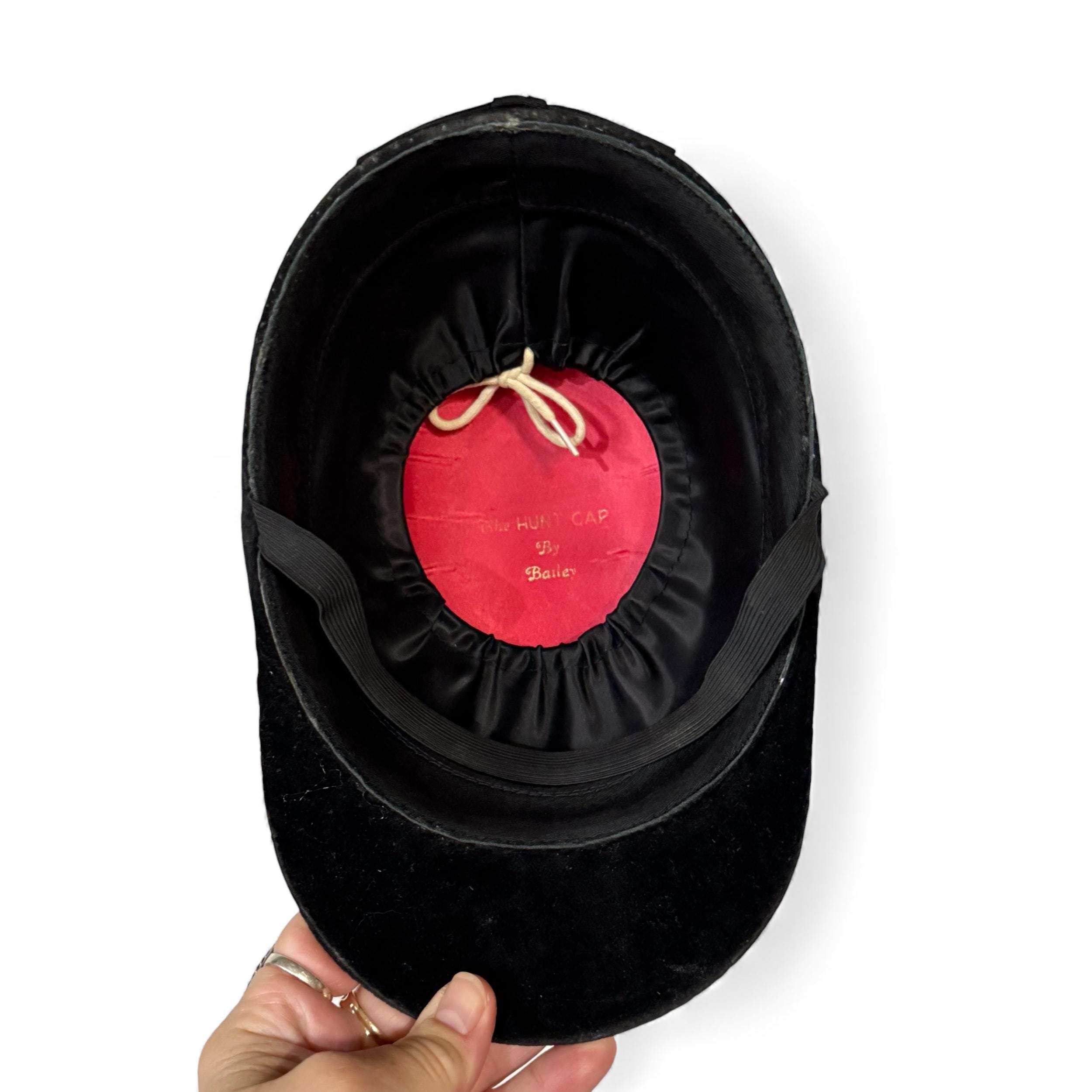 Vintage Black Velvet Riding Equestrian Hat Hunt Cap Horseback Helmet Riverby Vintage Black Velvet Hunt Cap by Bailey - Equestrian Riding  main image 4