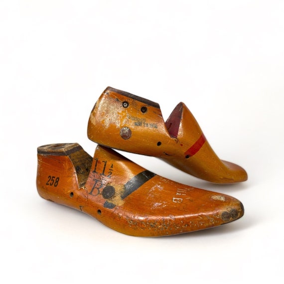 Vintage Wooden Shoe Form Pair, Shoe Tree, Wood Sh… - image 1