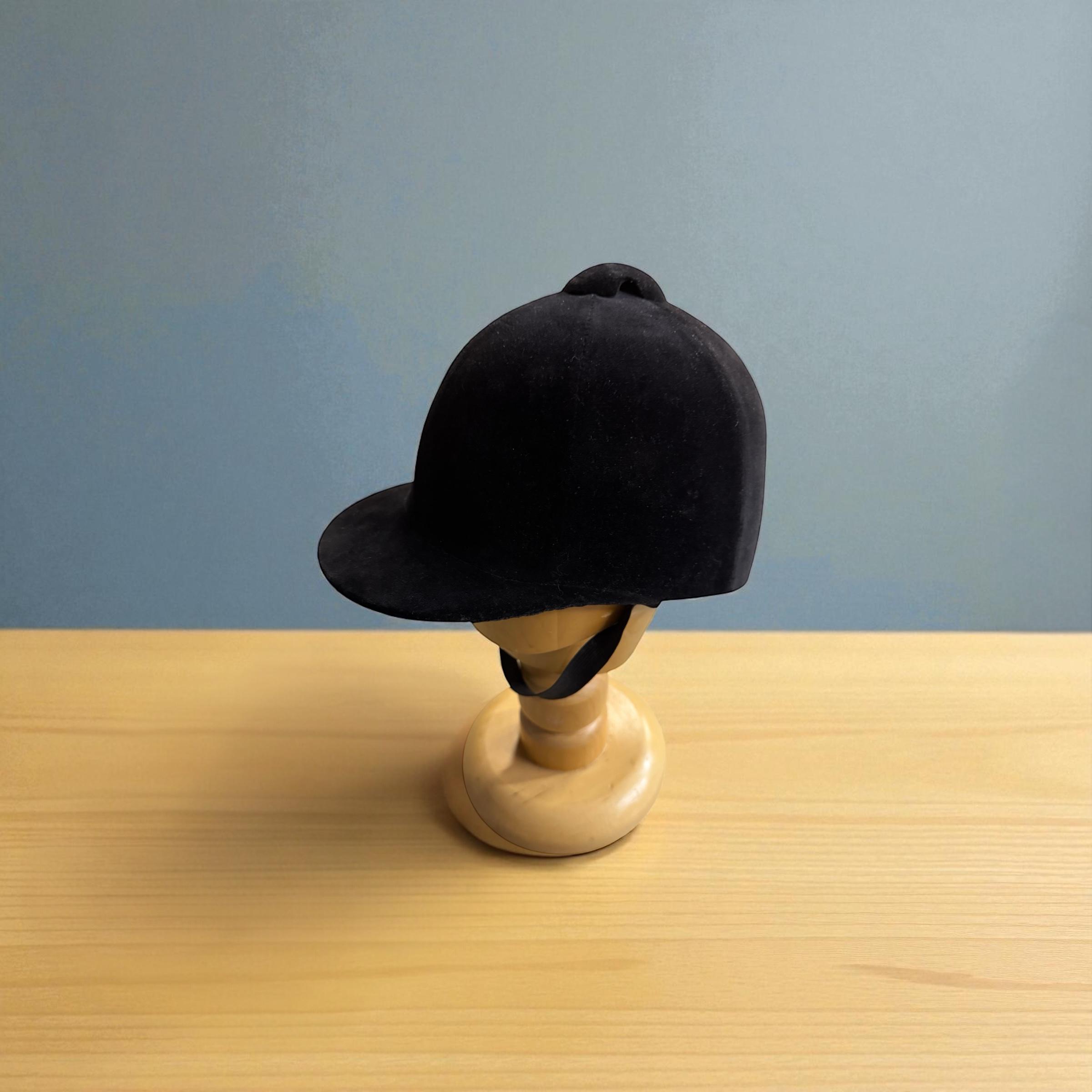 Vintage Black Velvet Riding Equestrian Hat Hunt Cap Horseback Helmet Riverby Vintage Black Velvet Hunt Cap by Bailey - Equestrian Riding  main image 2