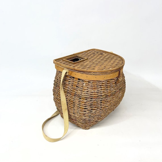 Vintage Fishing Creel, Fishing Basket, Fisherman Gift, Cabin Decor