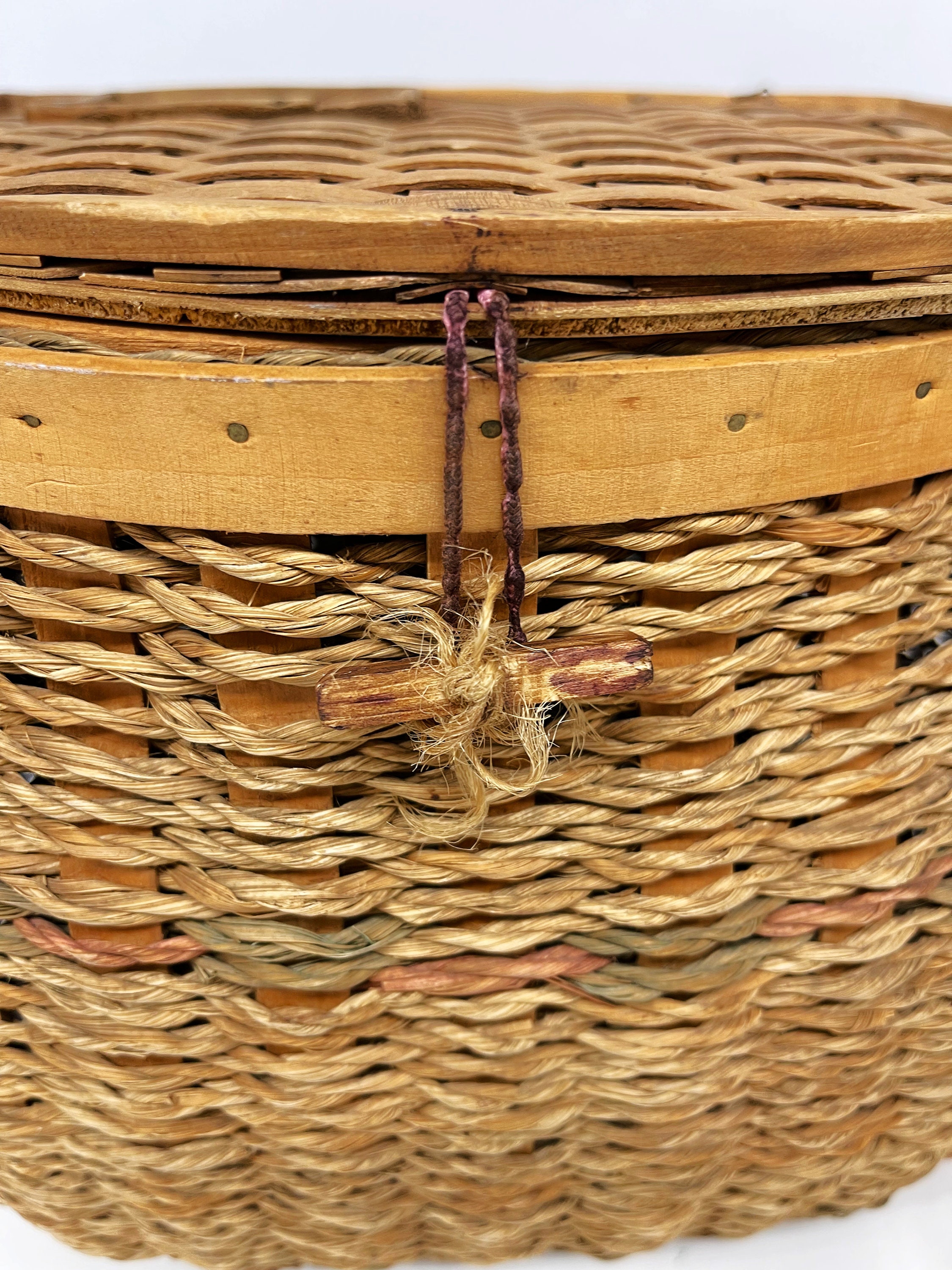 Panier De Pêche En Osier Vintage – Décoration Cabane, Lodge, Lac – Très Bon état