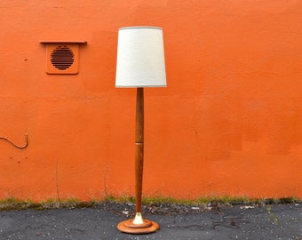 Vintage 1970s Floor Lamp, Mid Century Floor Lamp, Brass and Wood Lamp, Retro Modern Lamp, Brass and Oak Lamp, Vintage Lamp Shade